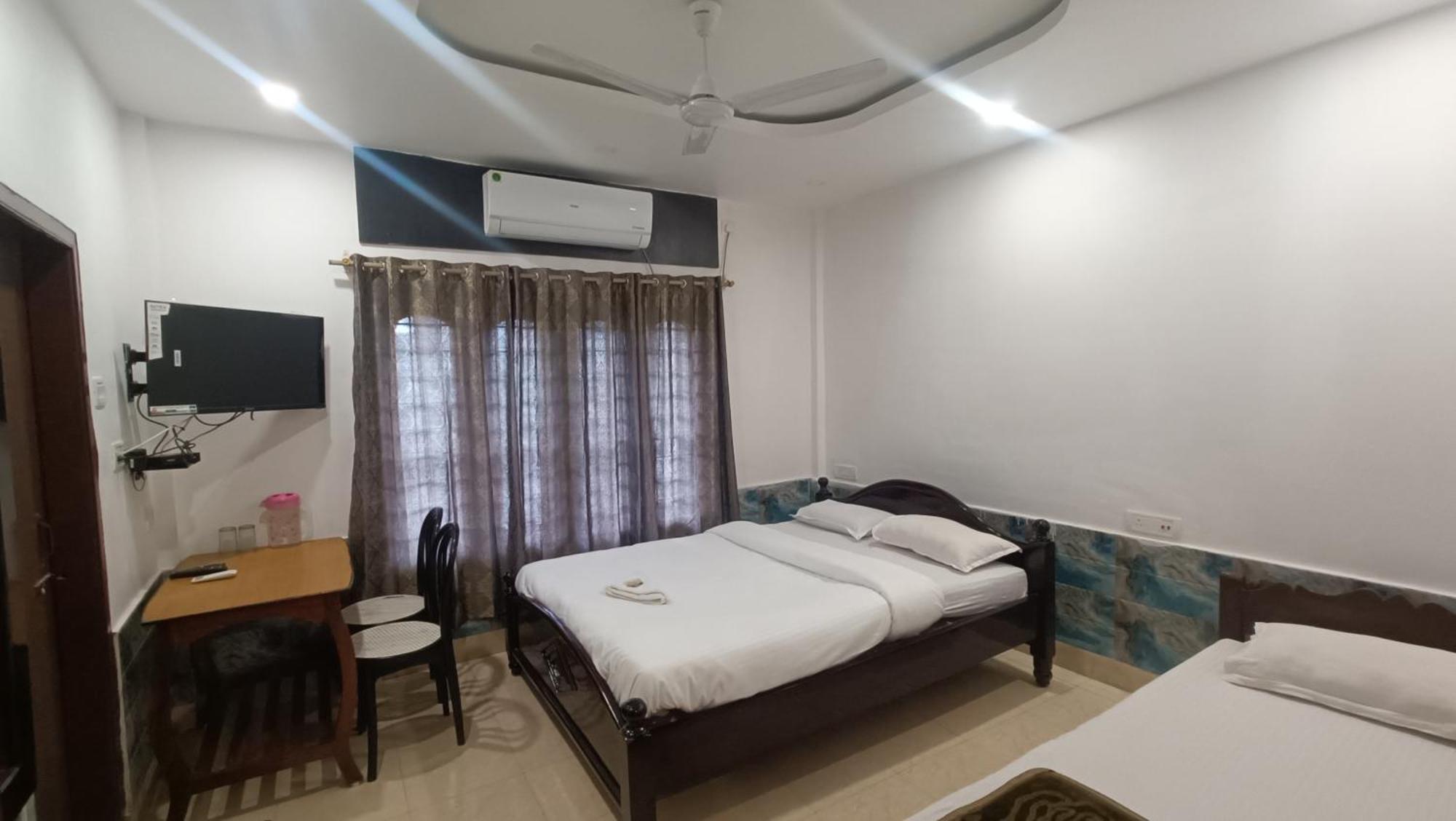 Hotel Santi Palace Bokakhat Ngoại thất bức ảnh